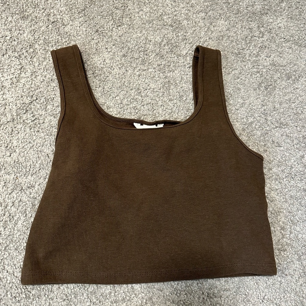 Crop tank top